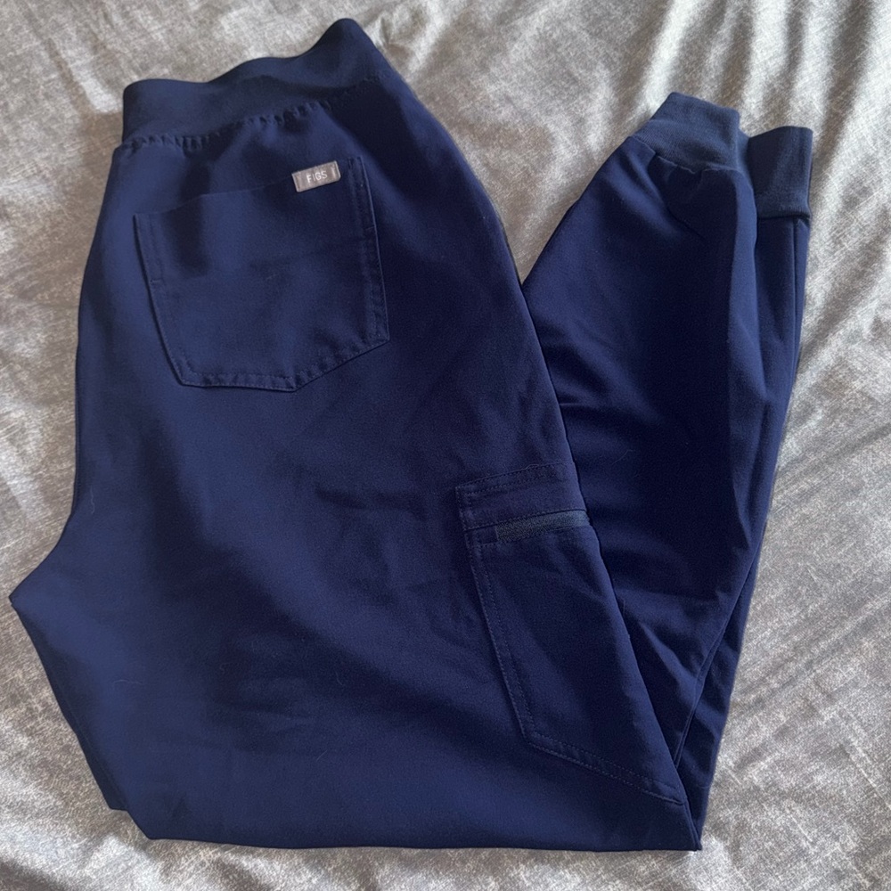 Figs Women's Navy Jogger Pants